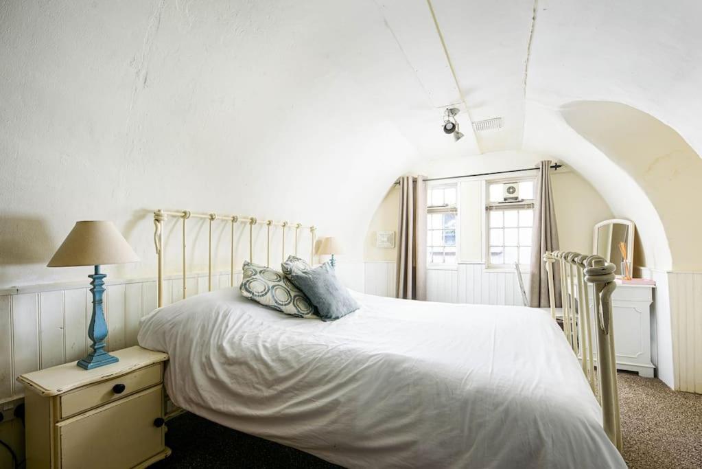 Unique 1 Bedroom Apartment-巴斯 外观 照片